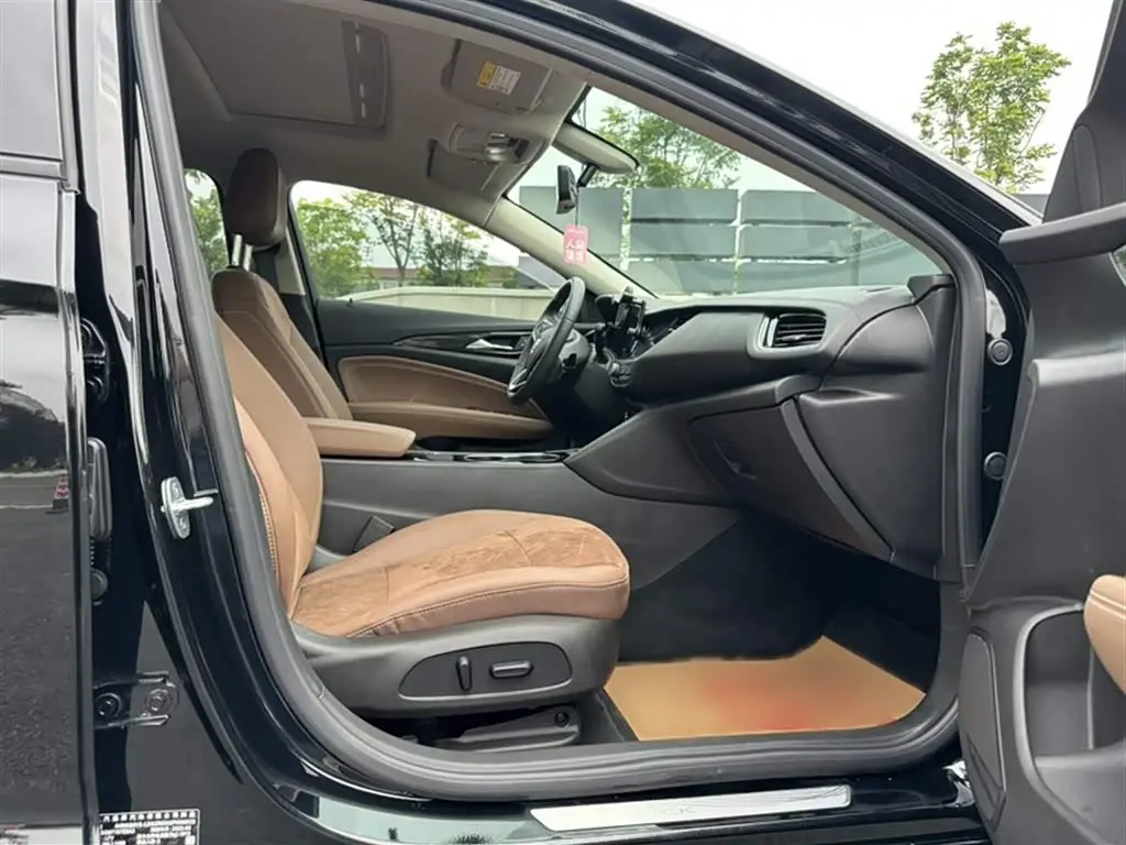 Buick Regal 2023 — Фото 13/15
