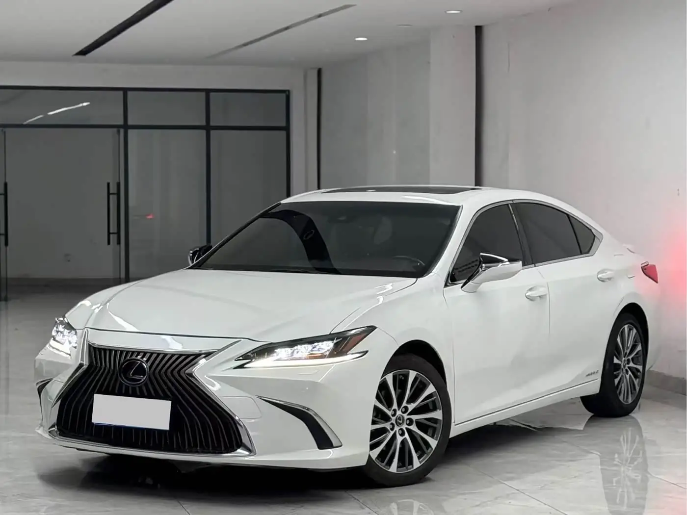 Lexus ES, 2021