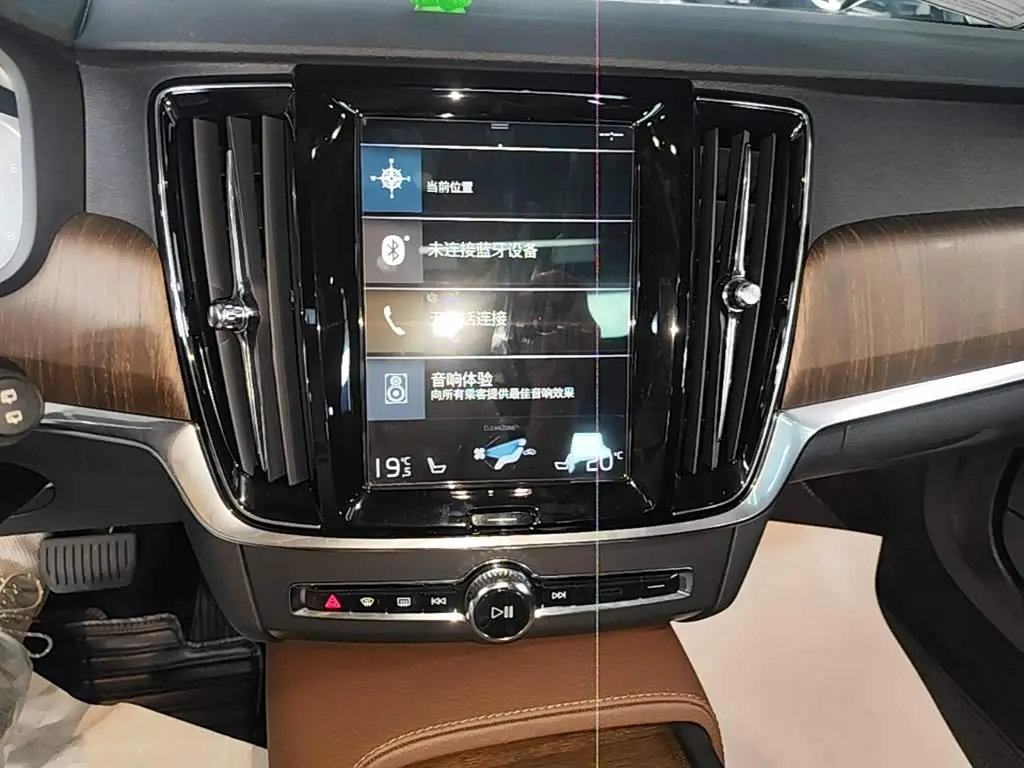 Volvo V90 2021 — Photo 9/20