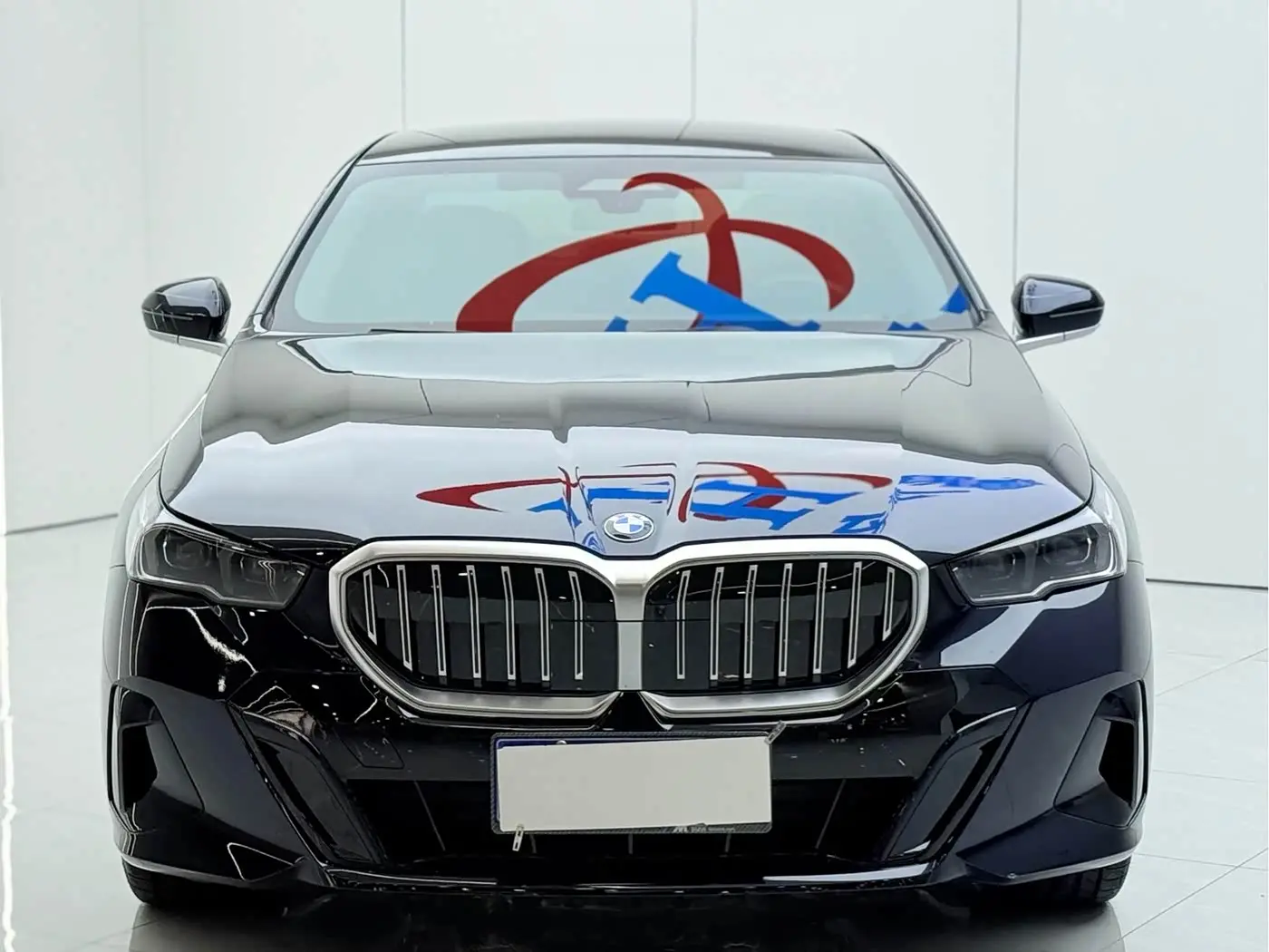 BMW 5 Series 2024 — Photo 3/16