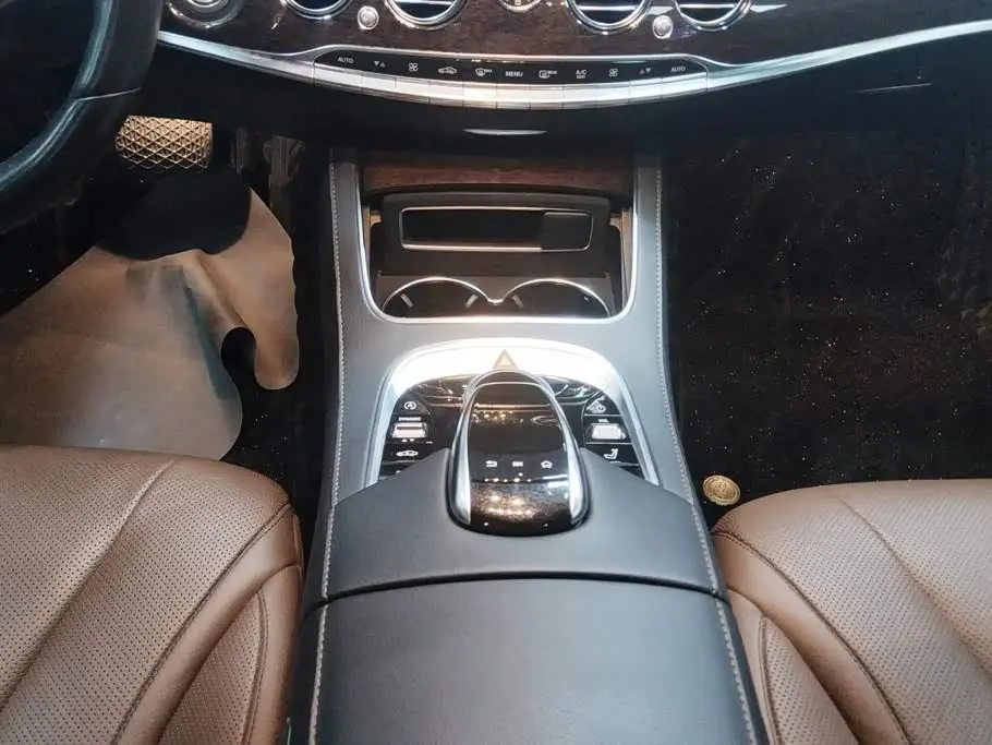 Mercedes-Benz S-Class 2018 — Фото 16/16