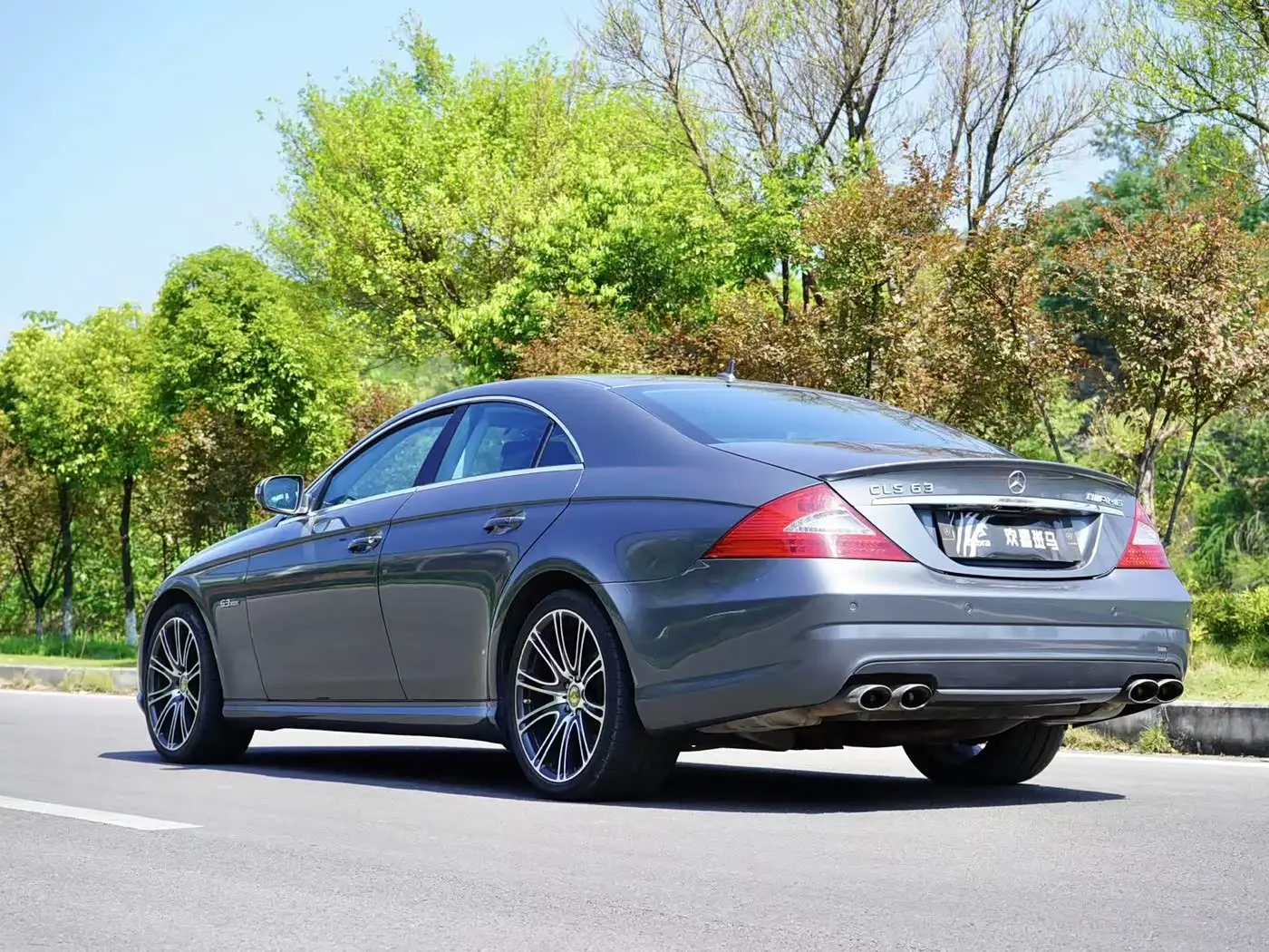Mercedes-Benz CLS AMG 2009 — Photo 3/16