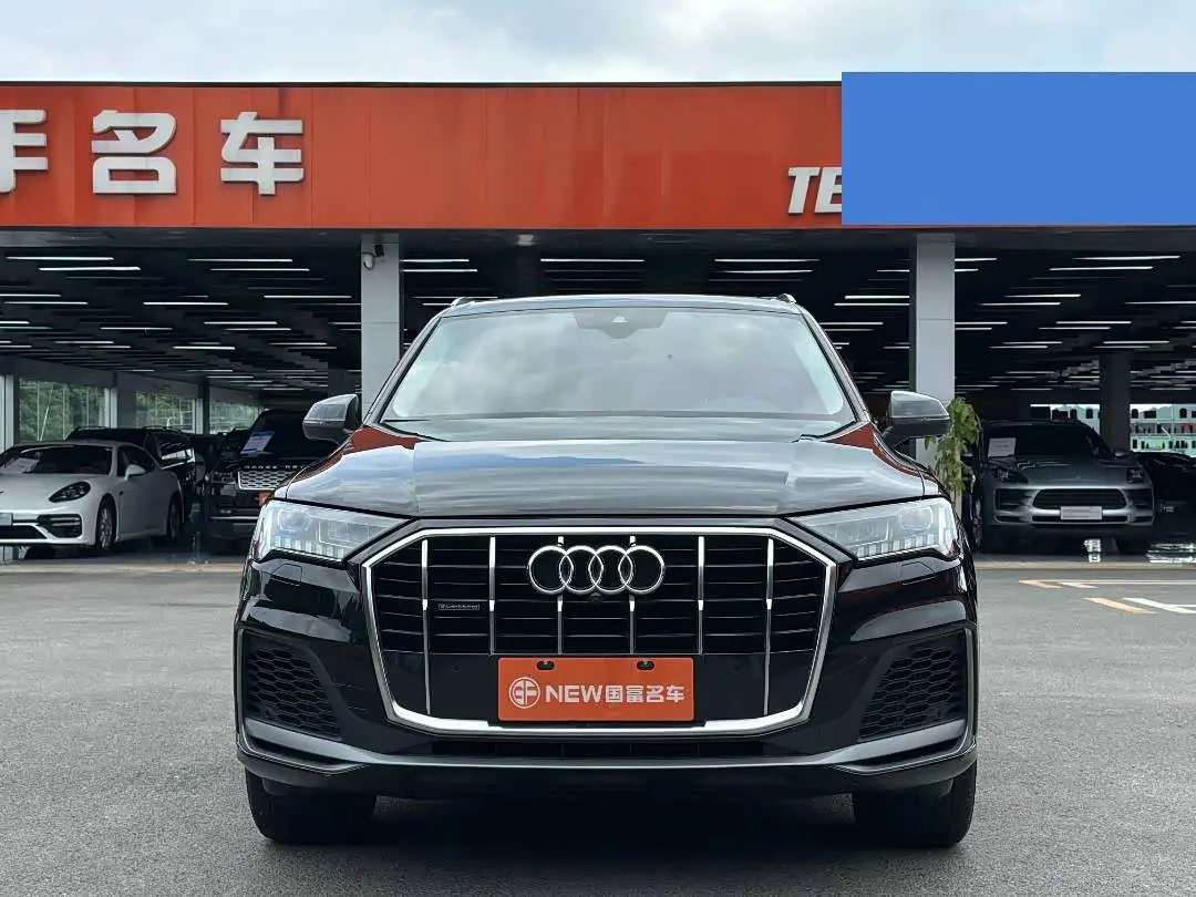 Audi Q7 2022 — Фото 2/19