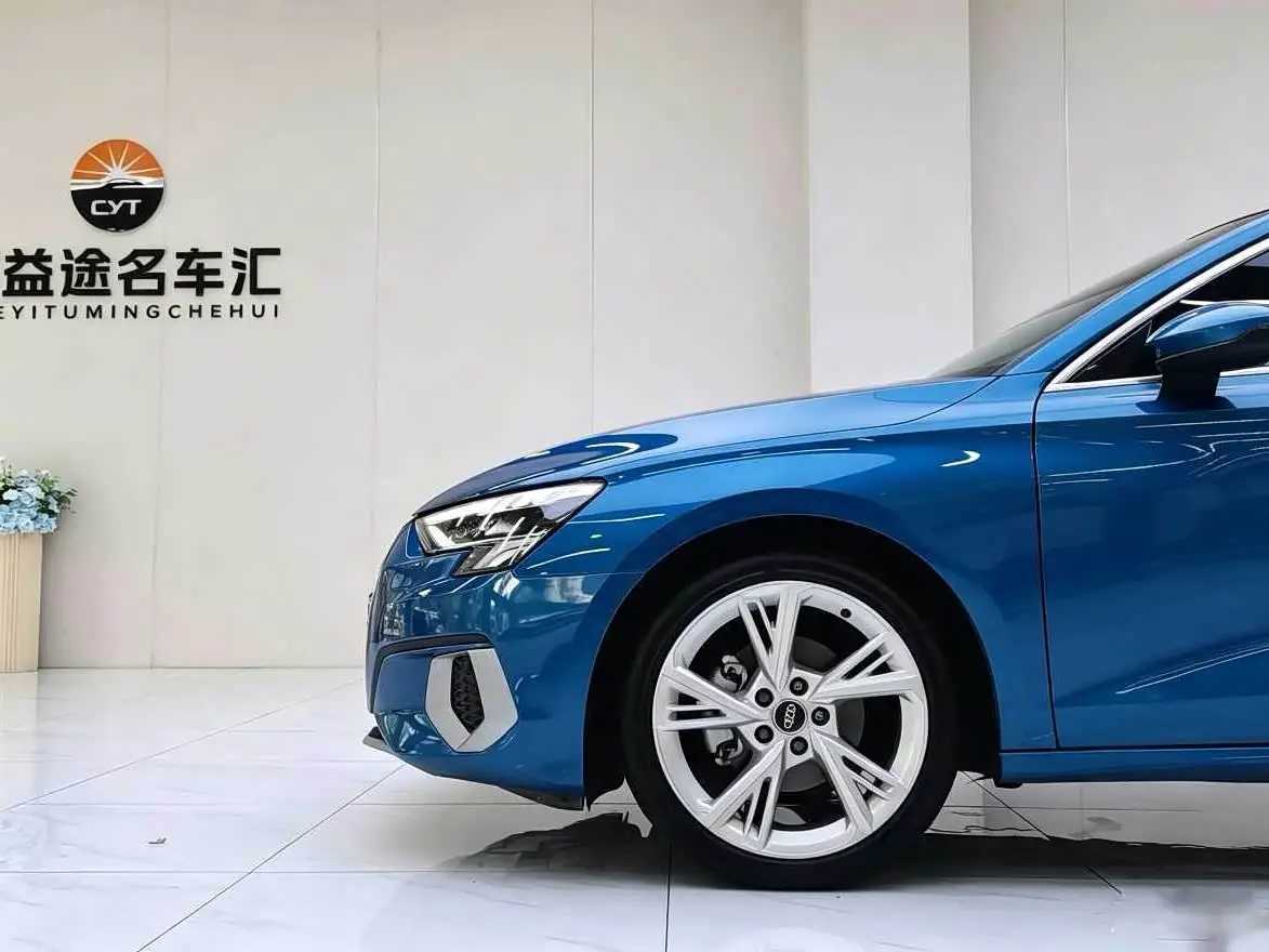 Audi A3 2022 — Фото 17/20