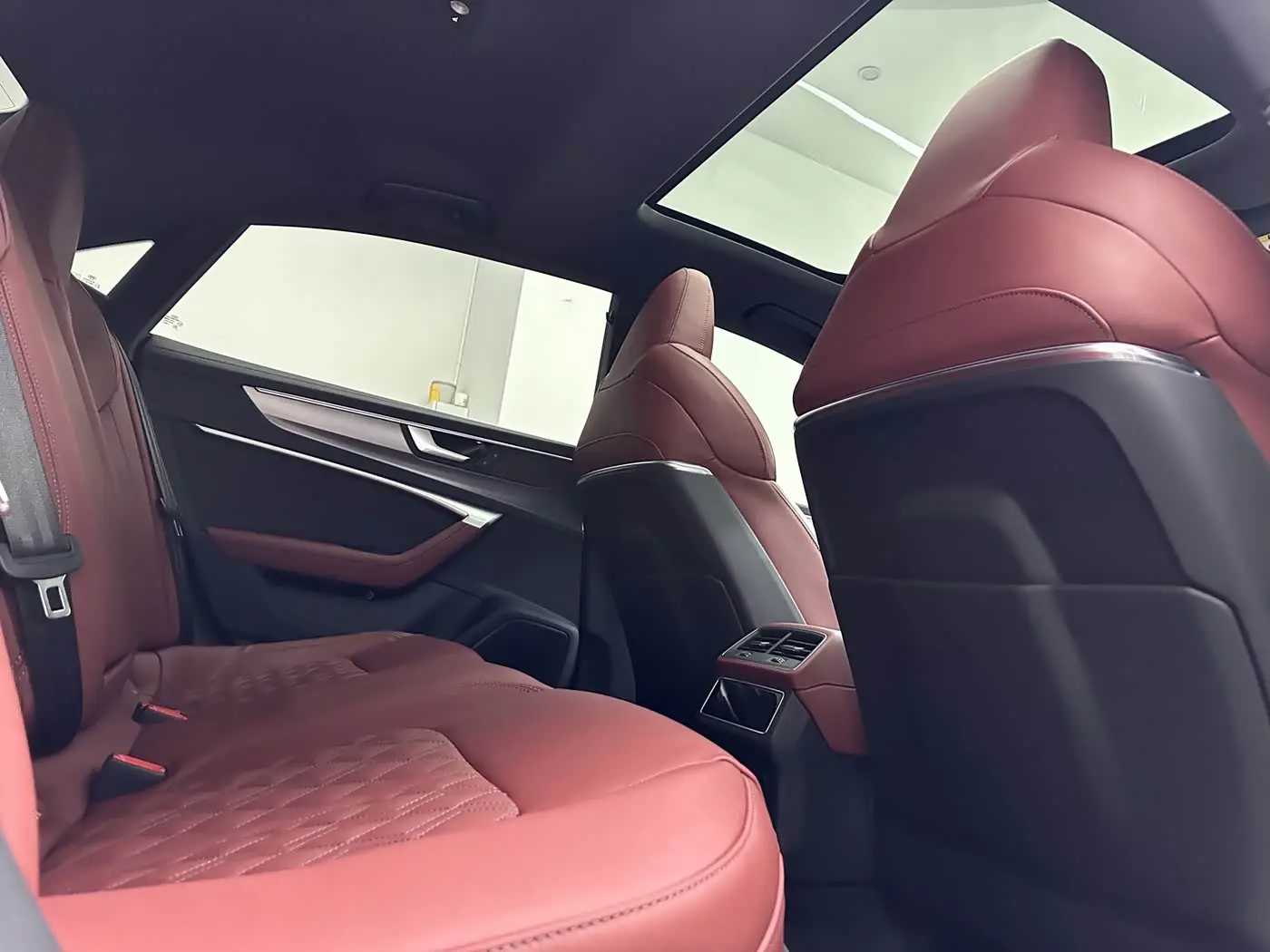 Audi A7L 2026 — Photo 14/20