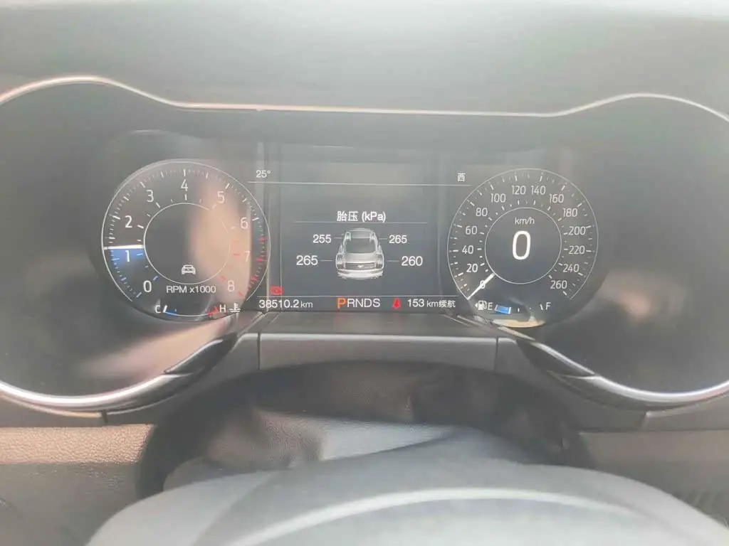 Ford Mustang 2022 — Photo 4/13
