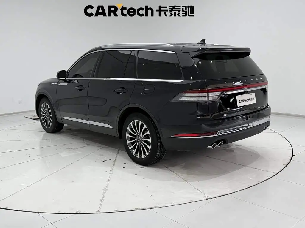 Lincoln Aviator 2021 — Şəkil 7/20