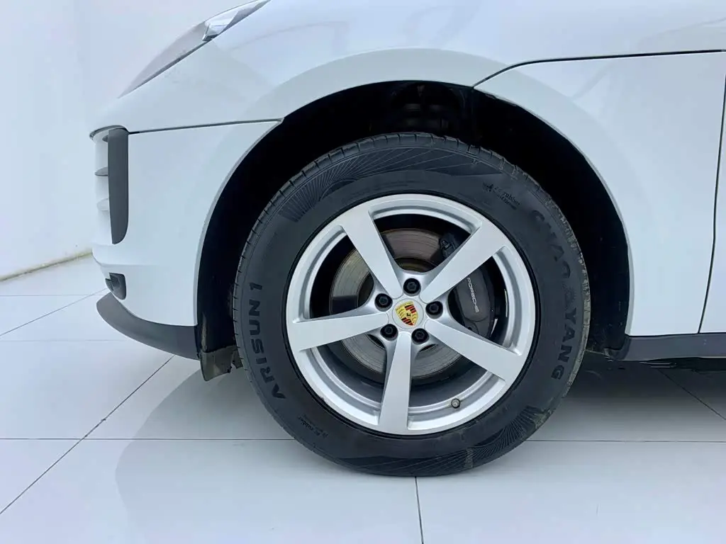 Porsche Macan 2021 — Şəkil 7/20