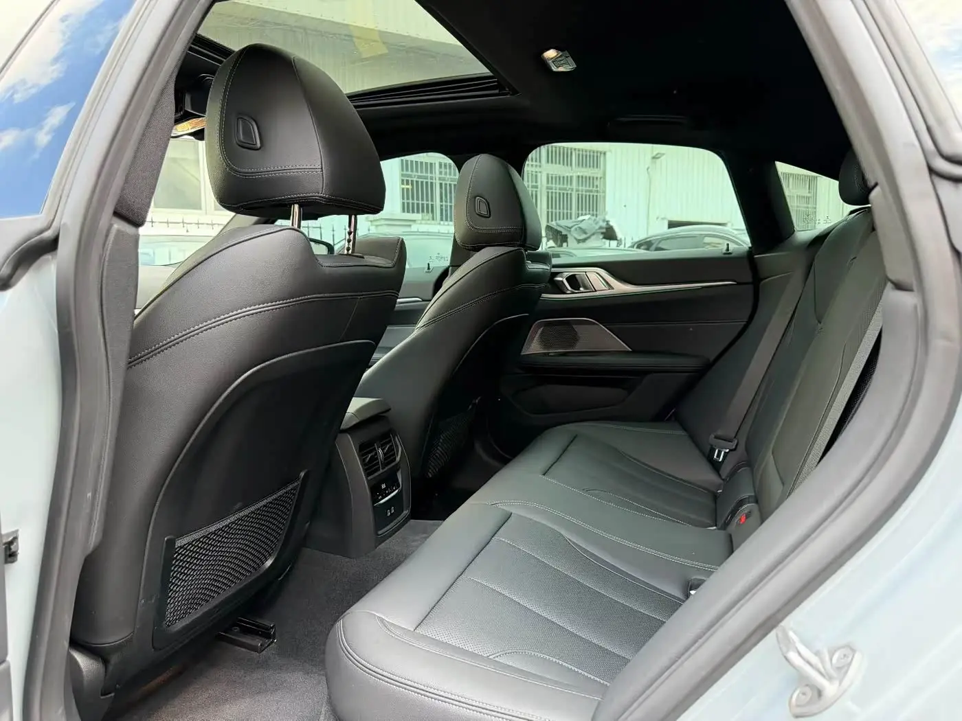 BMW 4 Series 2022 — Photo 6/18