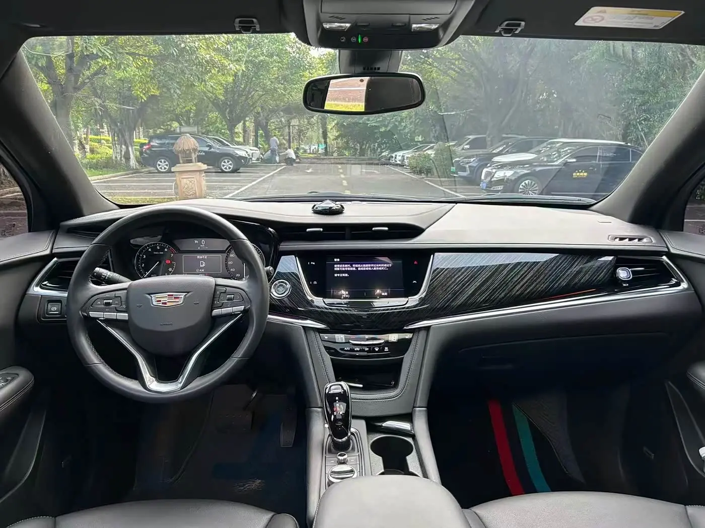 Cadillac XT6 2024 — Photo 5/16