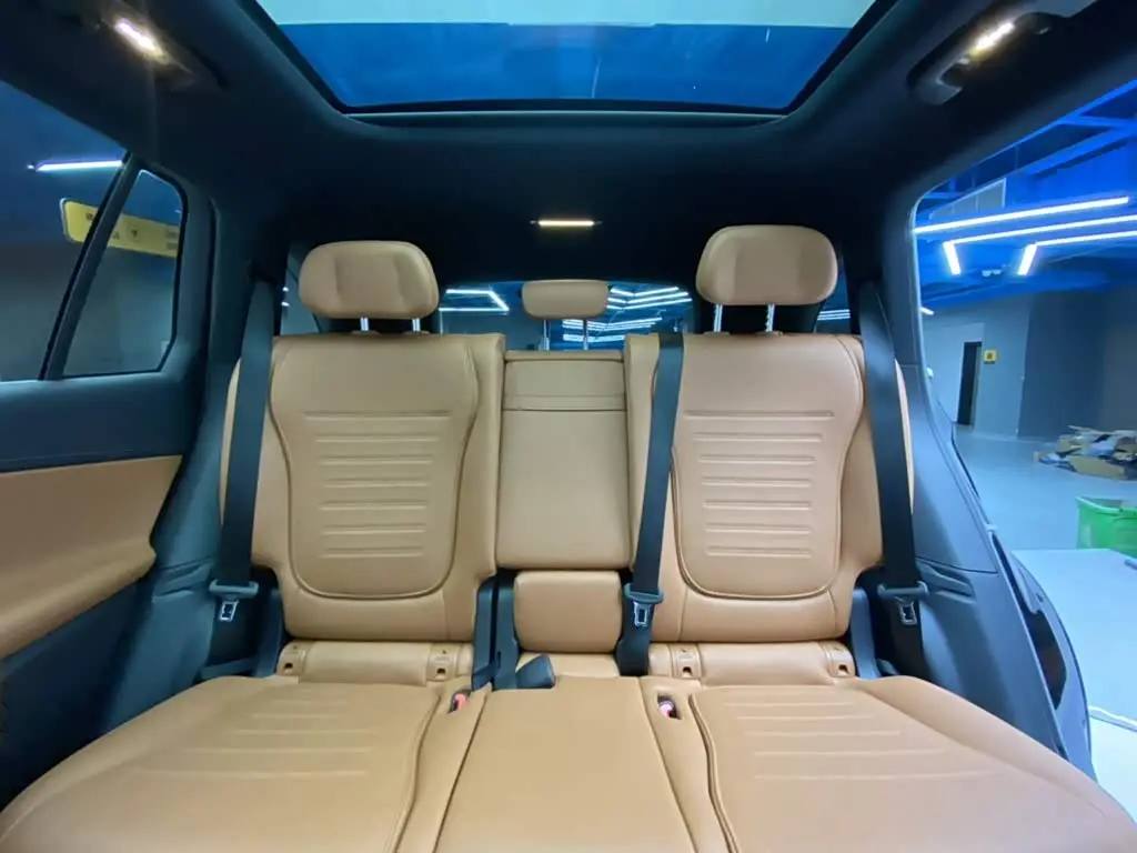 Mercedes-Benz GLC 2023 — Photo 19/20
