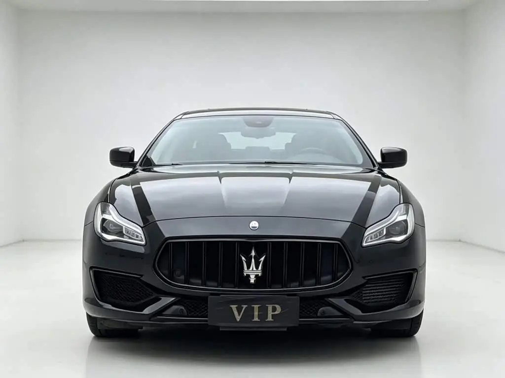 Maserati Quattroporte 2017 — Фото 2/9