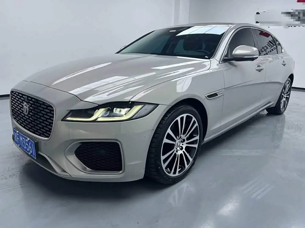 Jaguar XFL 2024 — Фото 1/9