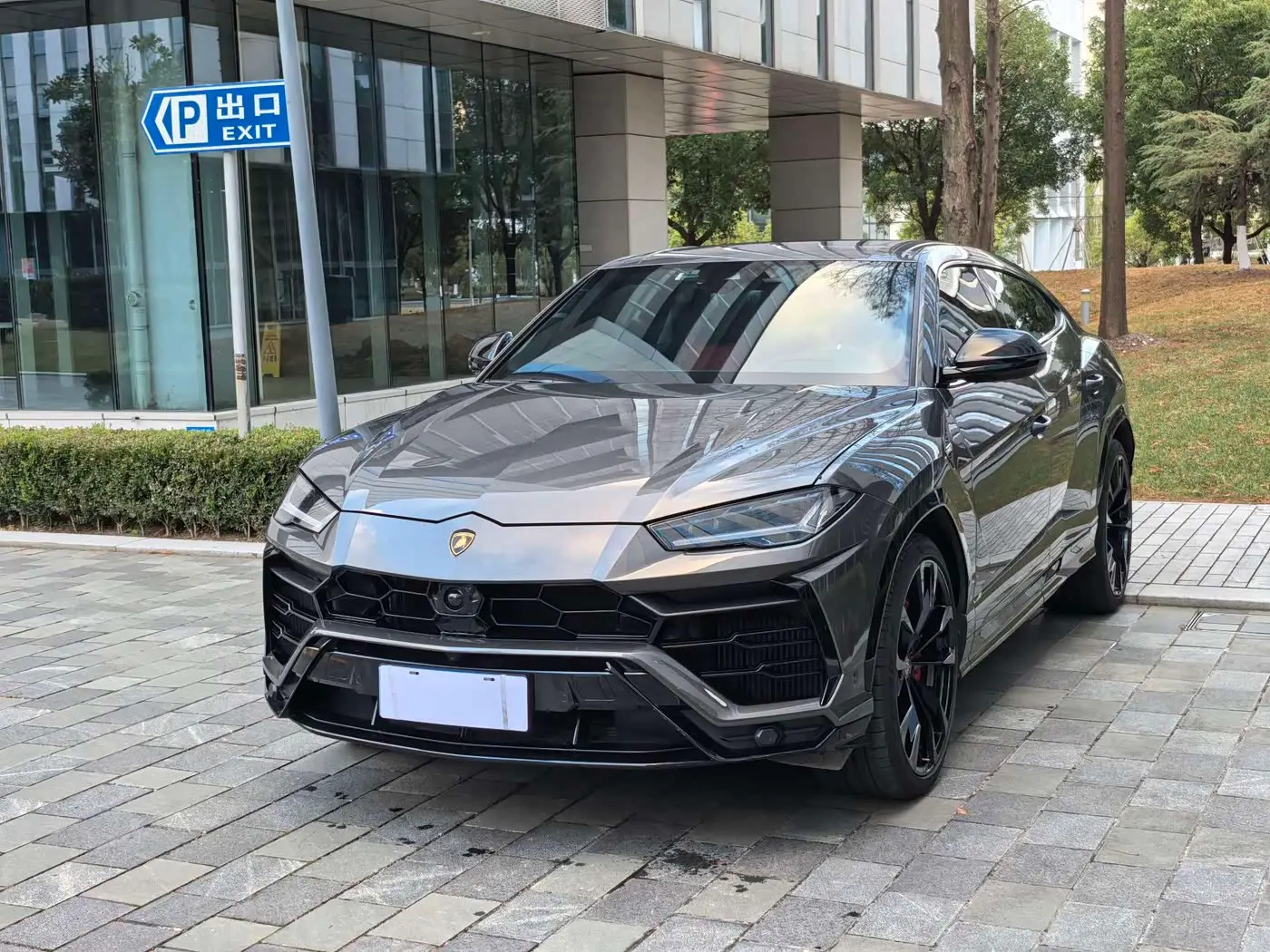 Lamborghini Urus, 2023