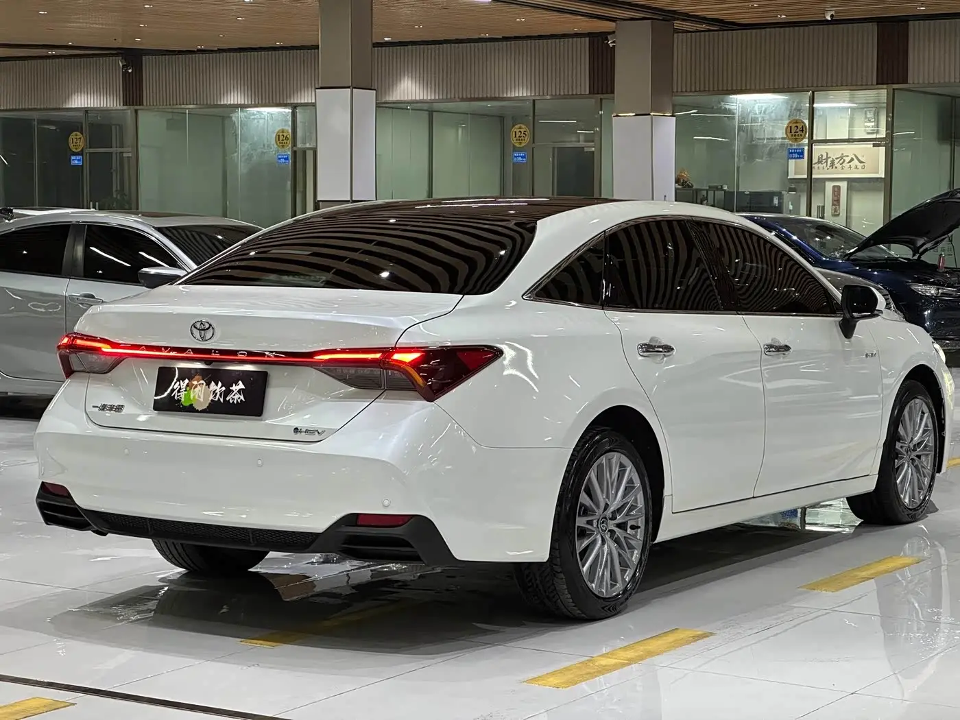 Toyota Avalon 2025 — Фото 20/20