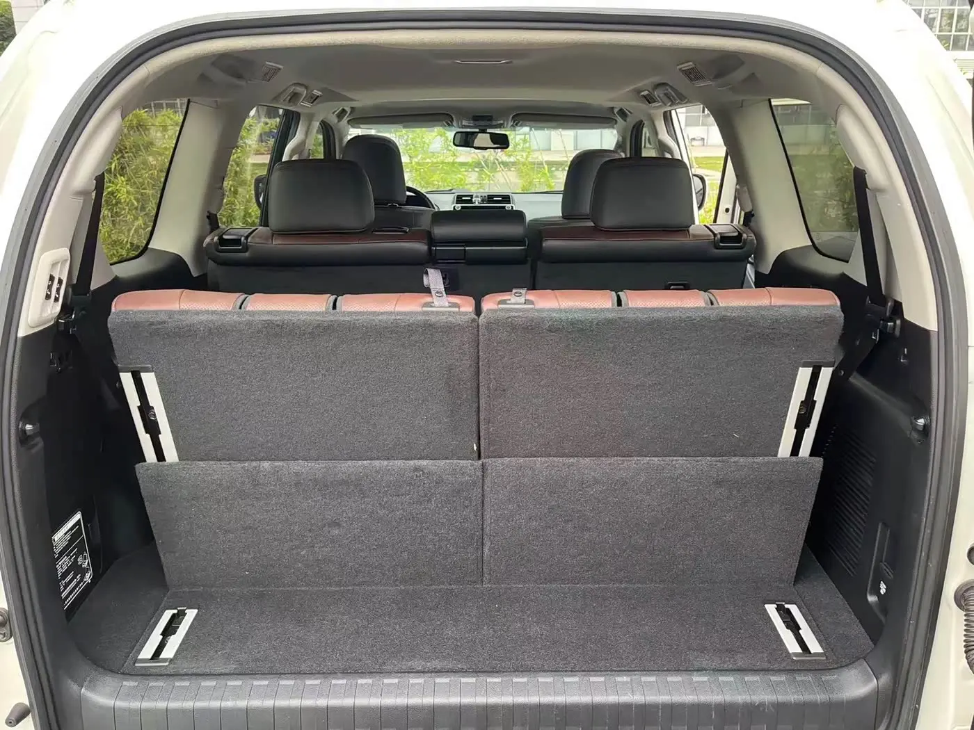 Toyota Prado 2019 — Photo 13/15