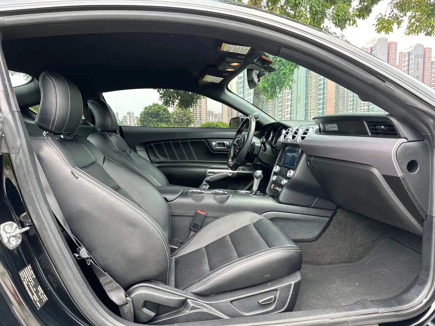 Ford Mustang 2018 — Photo 5/18