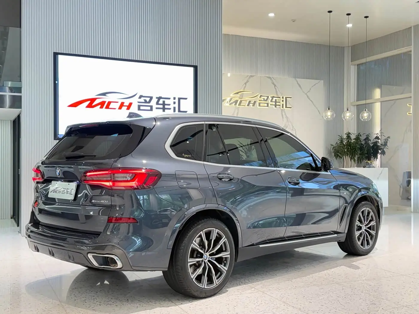 BMW X5 2022 — Фото 3/20