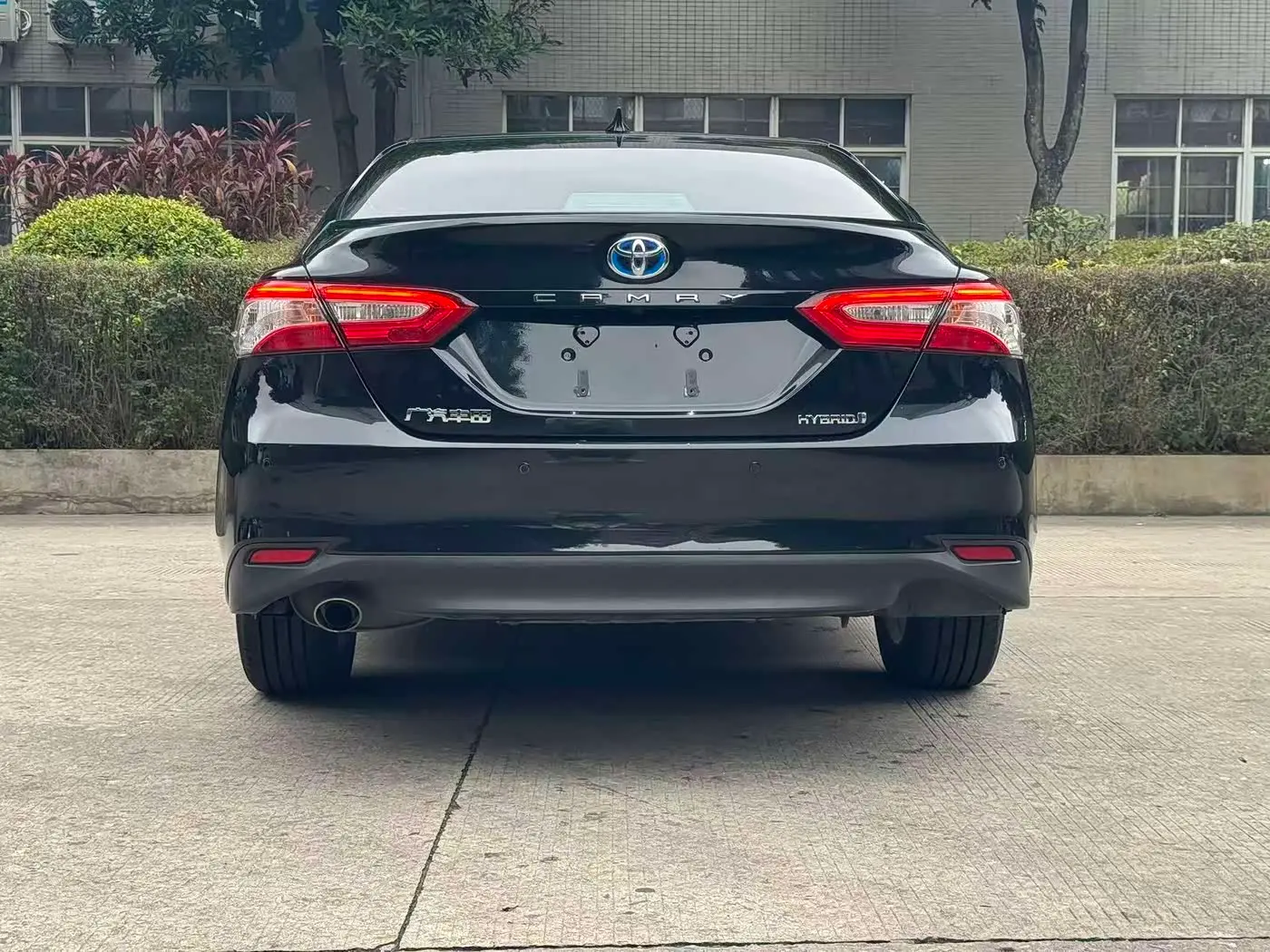 Toyota Camry 2022 — Photo 7/9