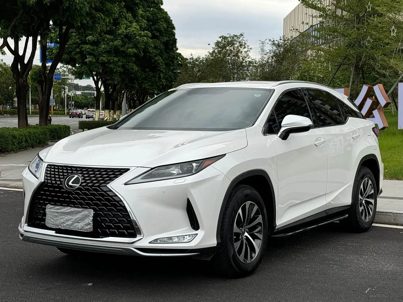 Lexus RX, 2021