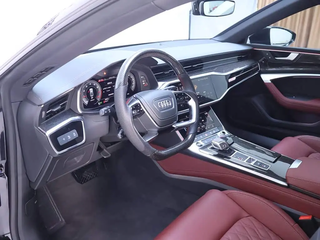 Audi A7L 2025 — Фото 11/20