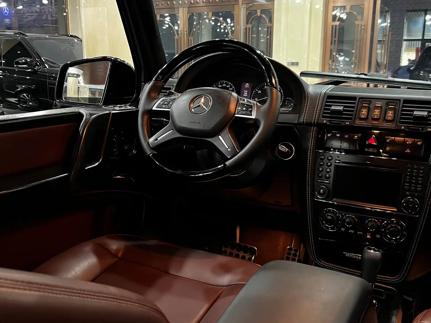 Mercedes-Benz G-Class 2012 — Фото 20/20