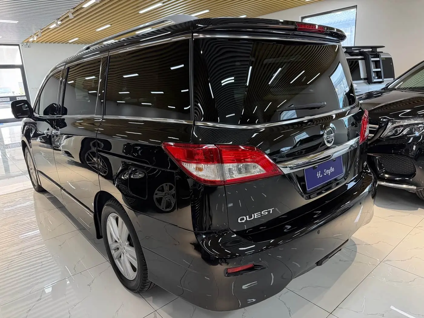 Nissan Quest 2016 — Şəkil 4/20