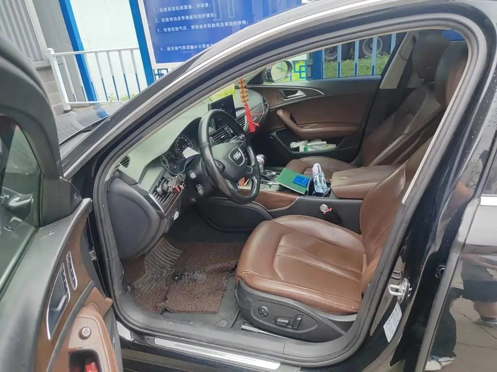 Audi A6L 2015 — Şəkil 8/20
