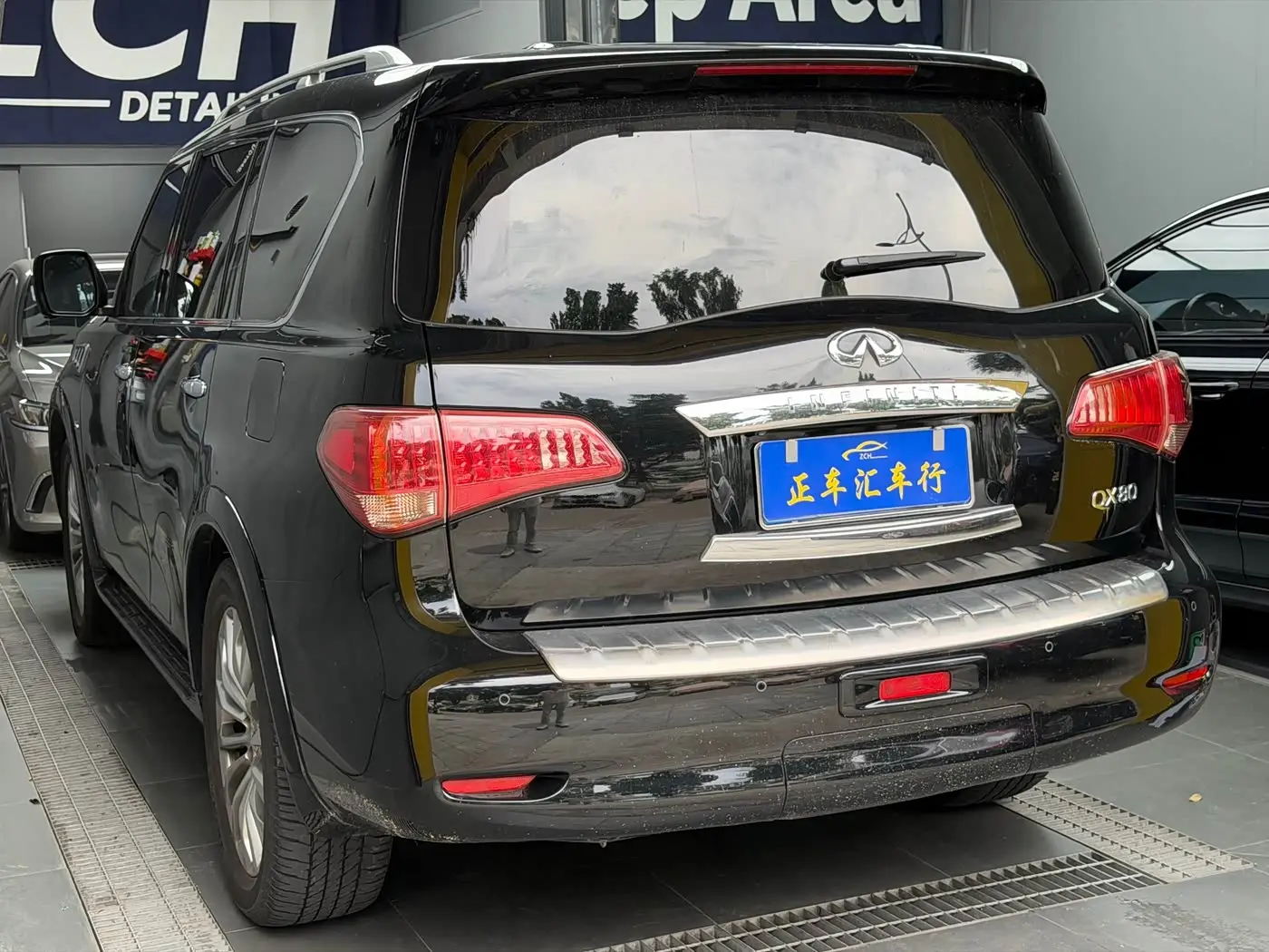 Infiniti QX80 2017 — Şəkil 4/20