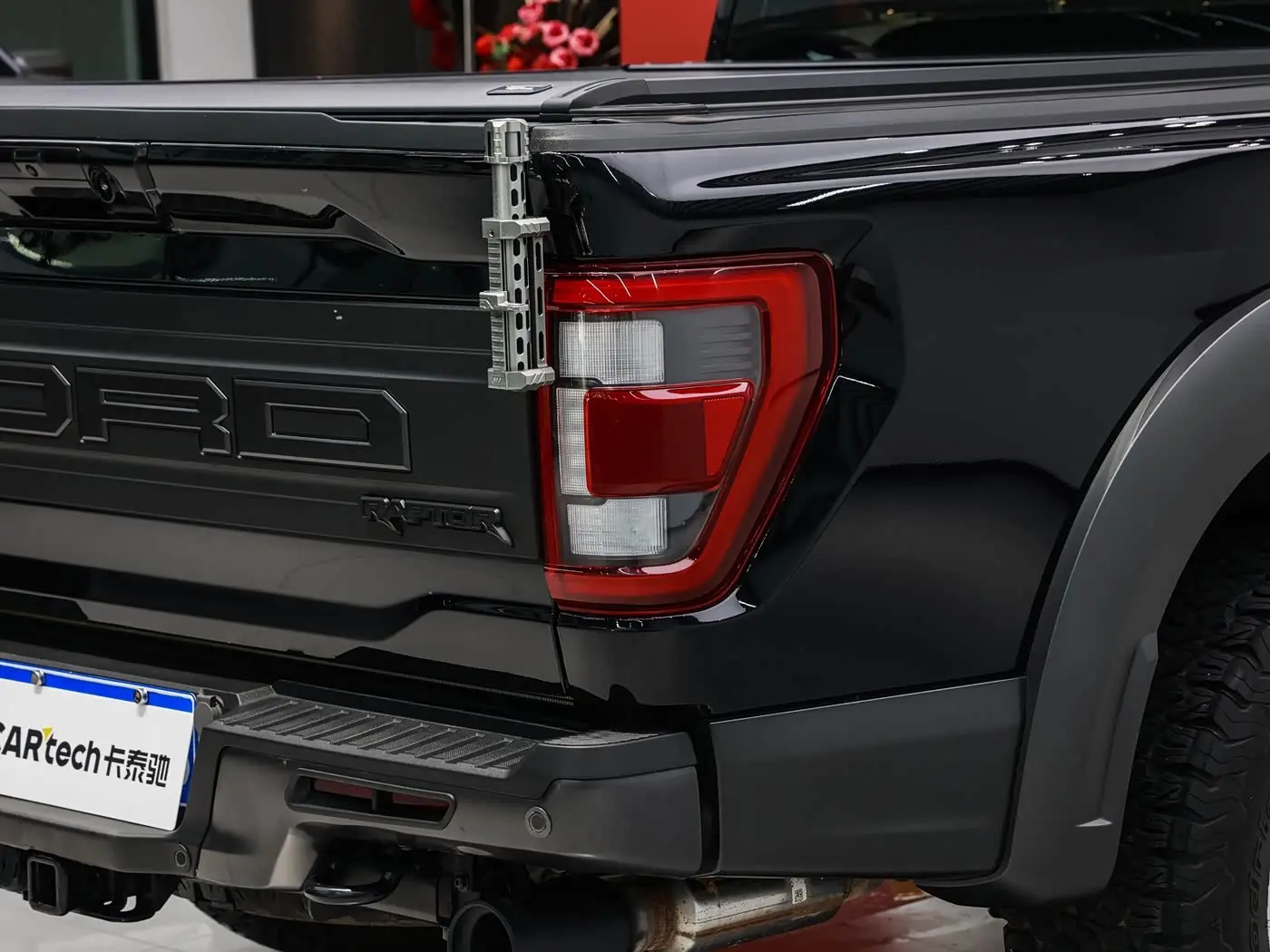 Ford F-150 Raptor 2024 — Photo 9/20