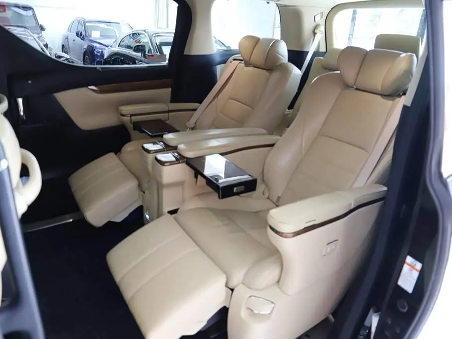 Toyota Alphard 2017 — Şəkil 14/20