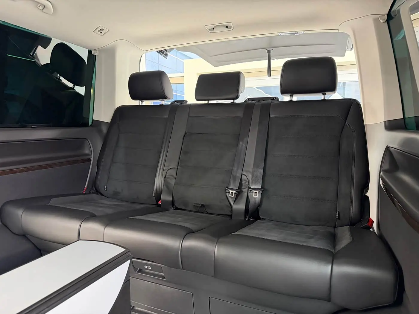 Volkswagen Multivan 2019 — Фото 19/20