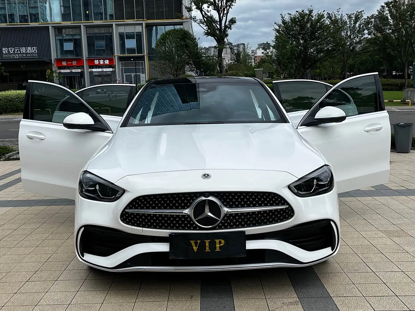 Mercedes-Benz C-Class 2025 — ფოტო 11/19