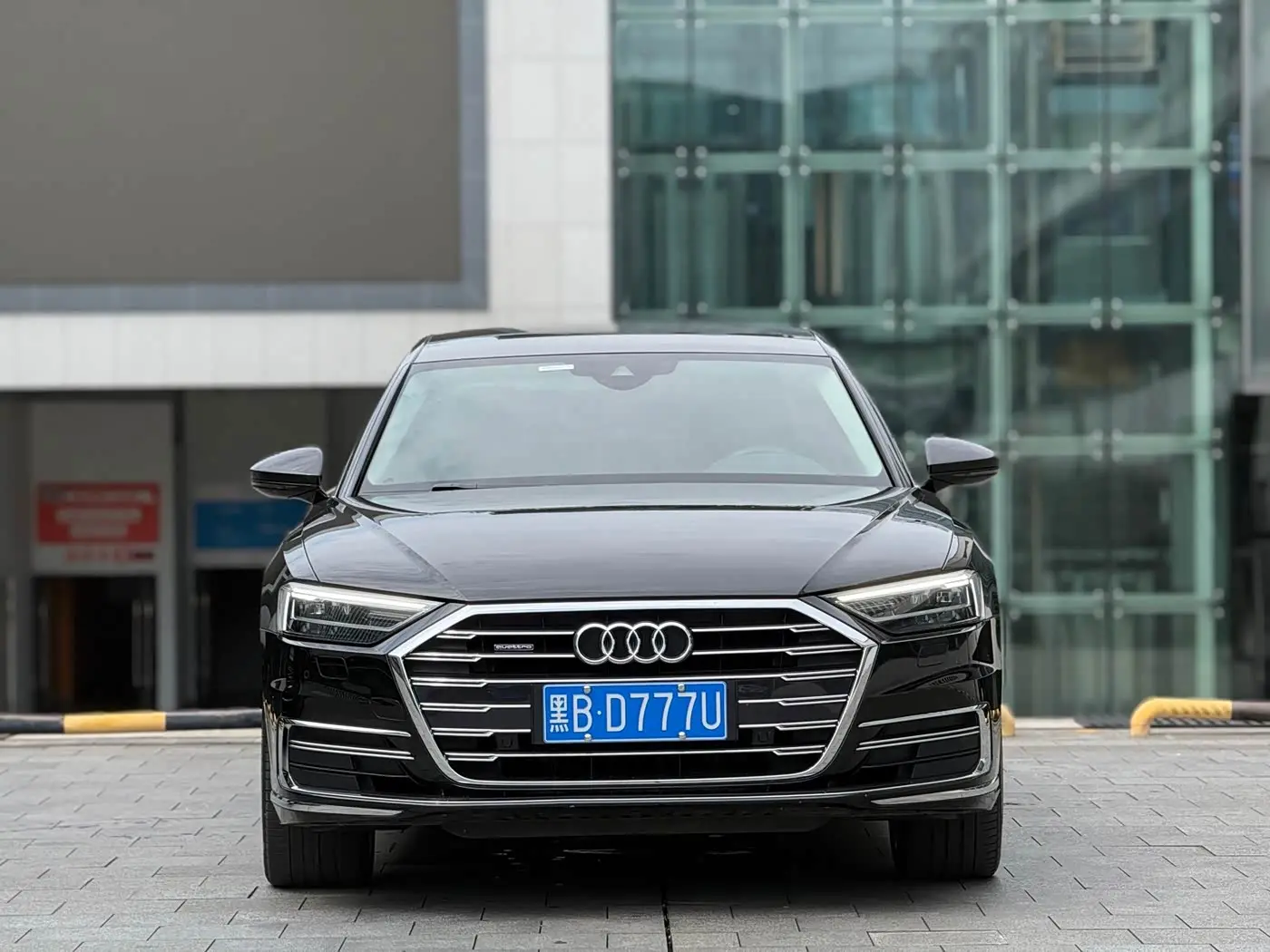 Audi A8 2021 — ფოტო 9/19