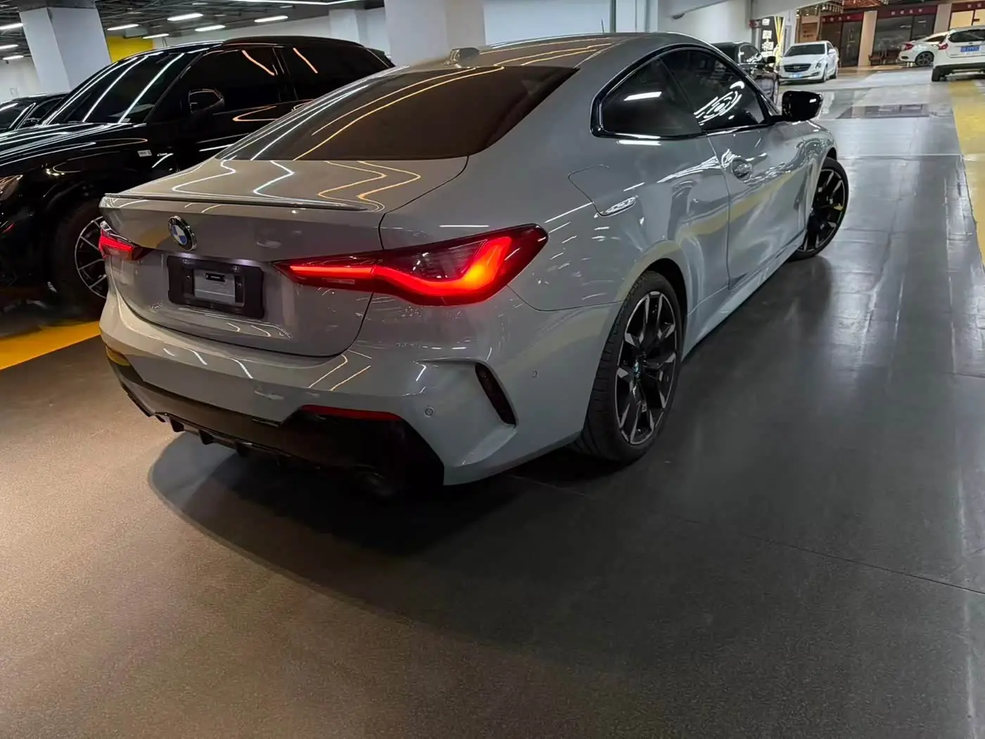 BMW 4 Series 2025 — ფოტო 13/15