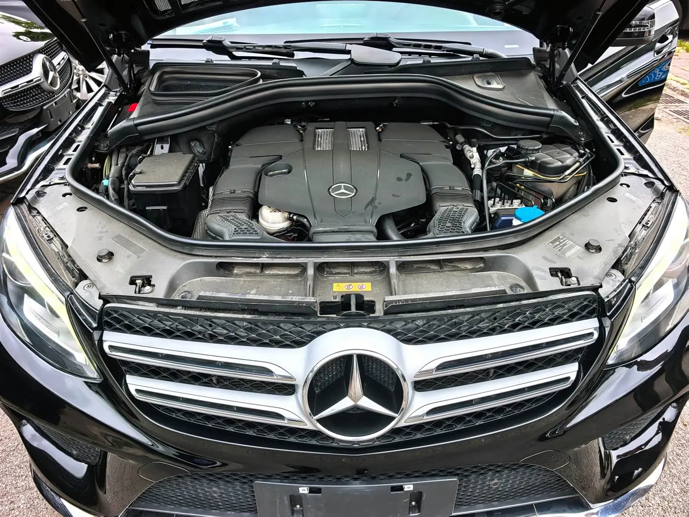 Mercedes-Benz GLE 2016 — Photo 6/20