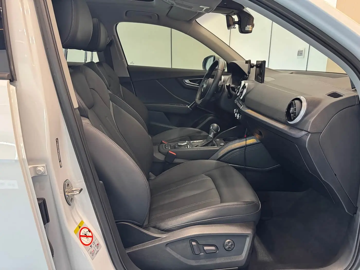 Audi Q2L 2023 — Photo 11/19