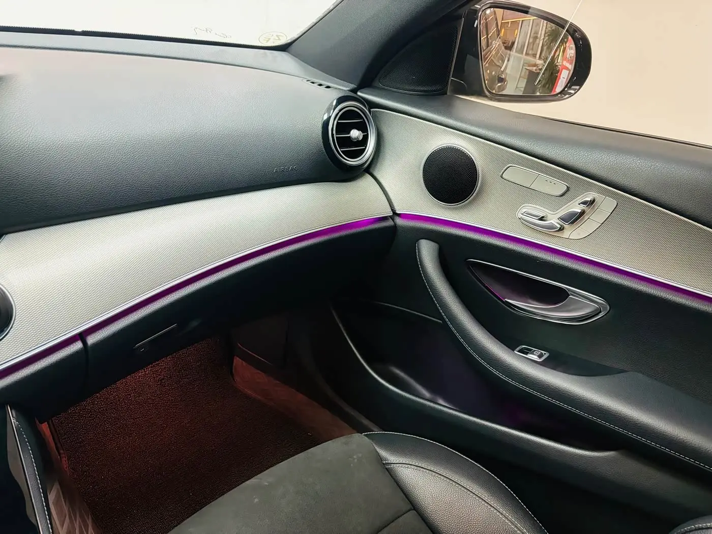 Mercedes-Benz E-Class 2017 — Фото 15/16