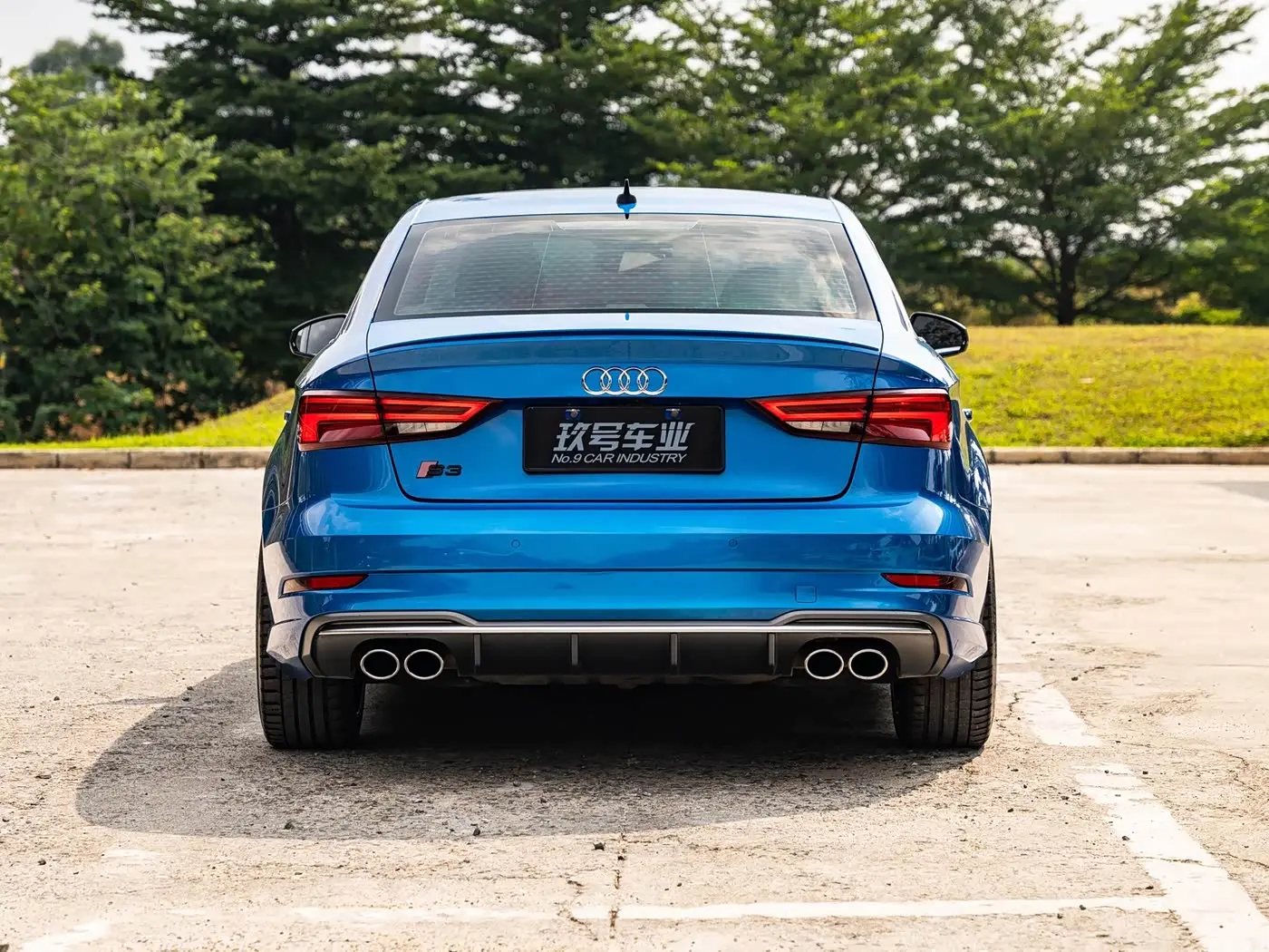 Audi S3 2019 — Фото 4/17