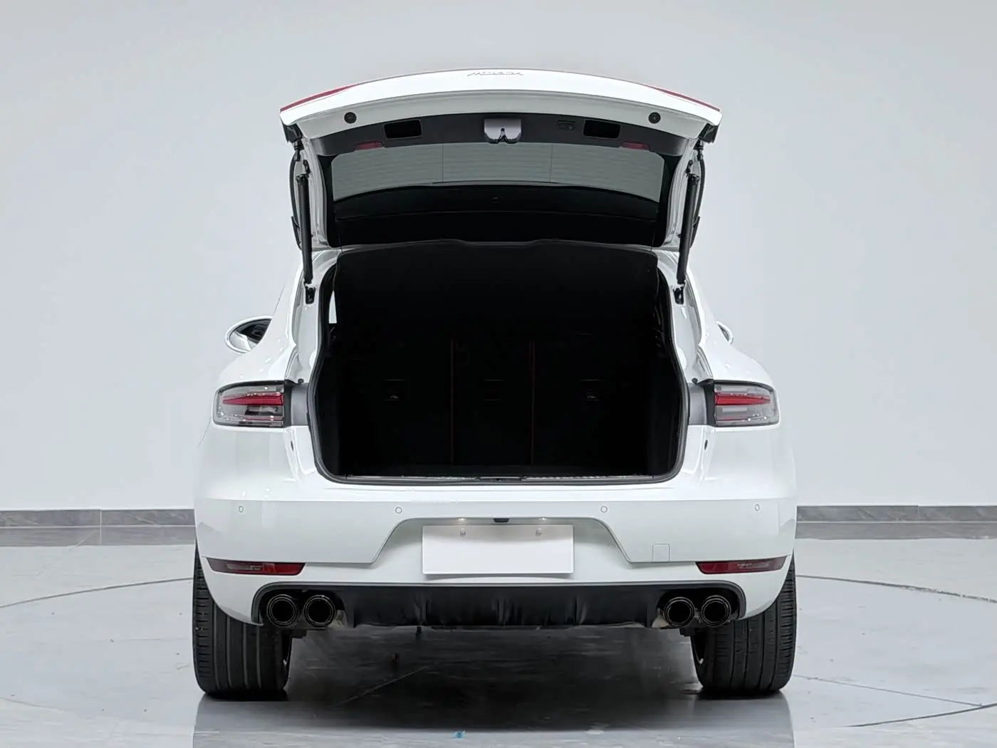 Porsche Macan 2021 — Photo 15/20