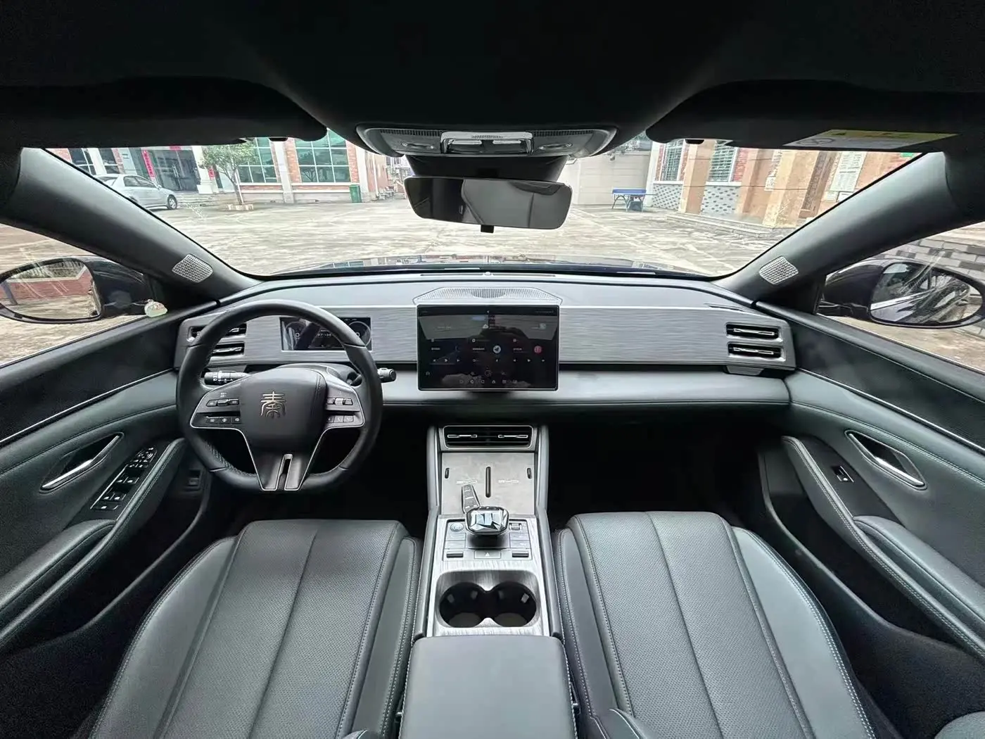 BYD Qin L 2024 — Şəkil 6/11