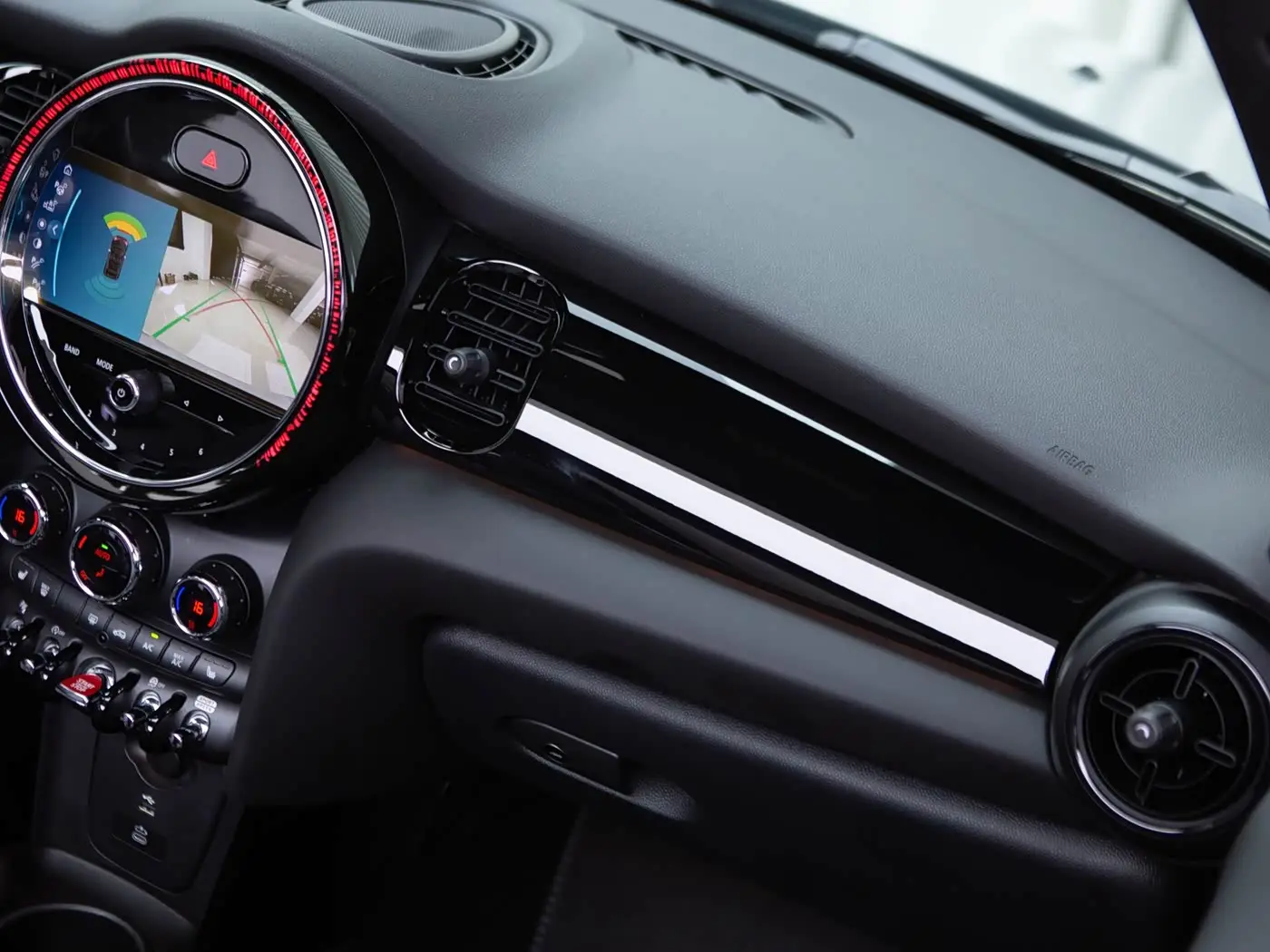 MINI MINI 2023 — Şəkil 8/11