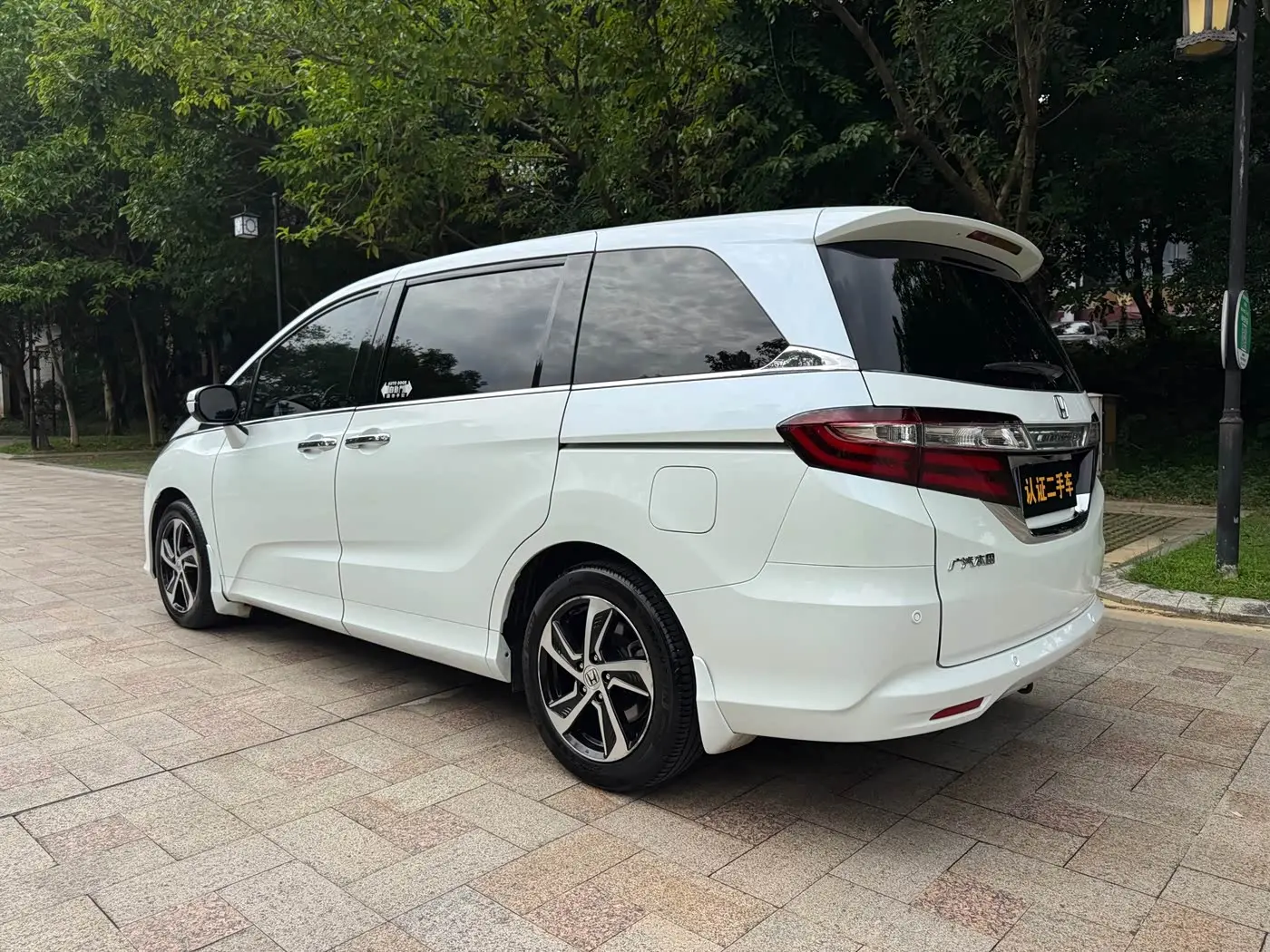 Honda Odyssey 2018 — Photo 12/20