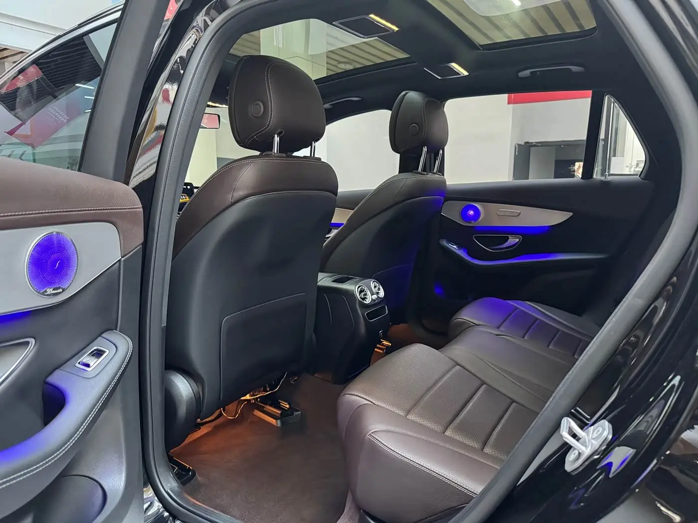 Mercedes-Benz GLC 2022 — Фото 12/20