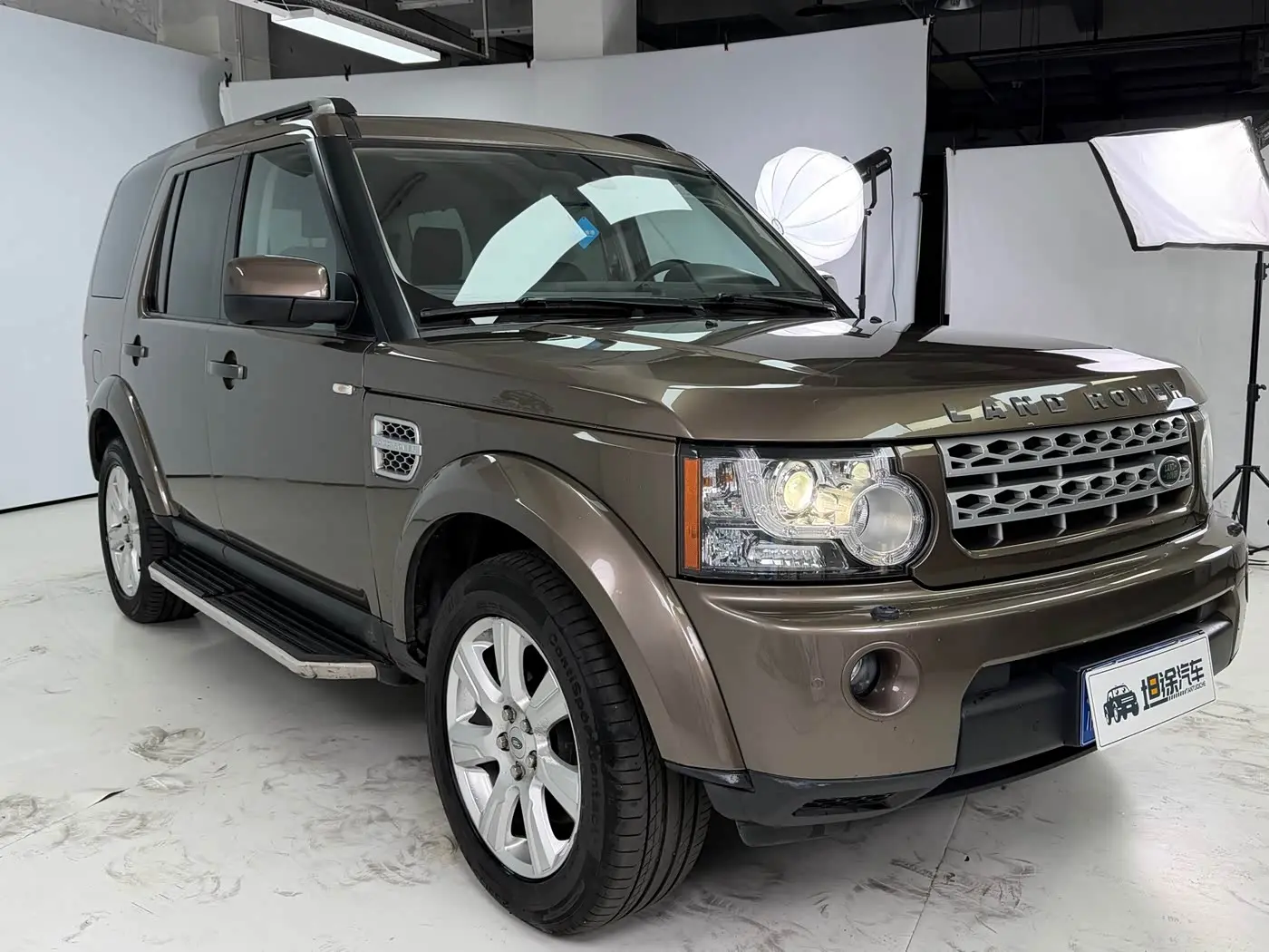 Land Rover Discovery 2013 — Фото 3/20