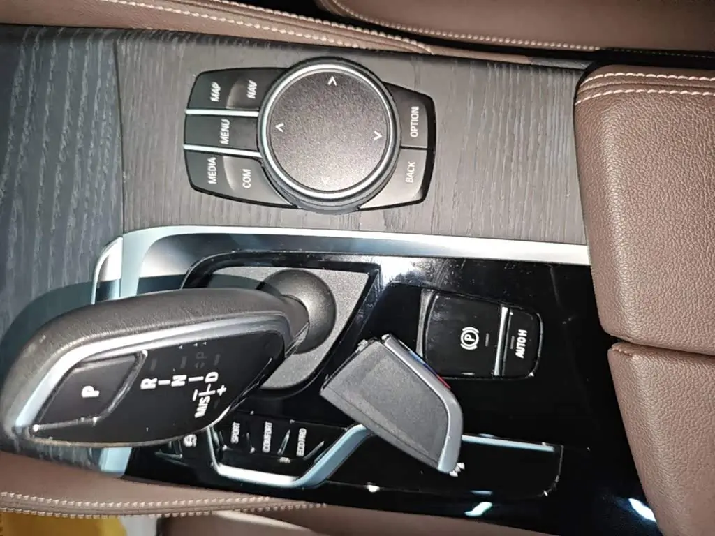 BMW 5 Series 2021 — Фото 13/18