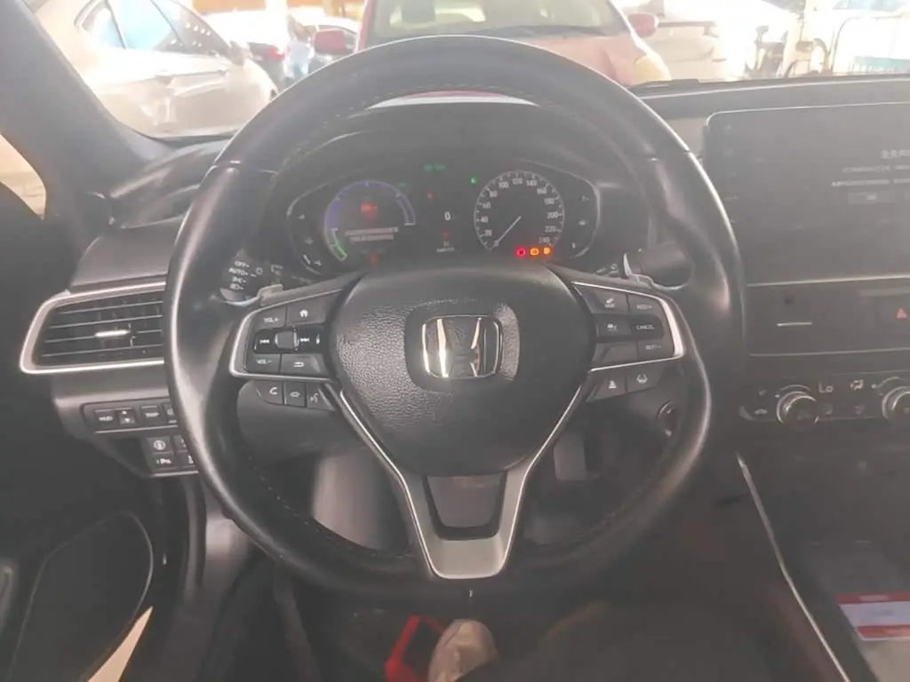 Honda Inspire 2022 — Фото 11/20