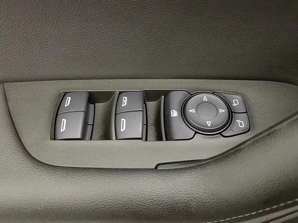 Chevrolet Trailblazer 2025 — Фото 9/20