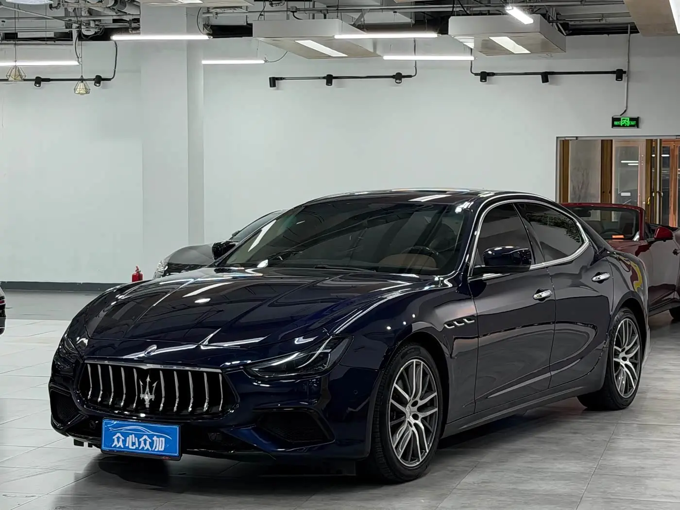 Maserati Ghibli 2015 — Şəkil 1/14
