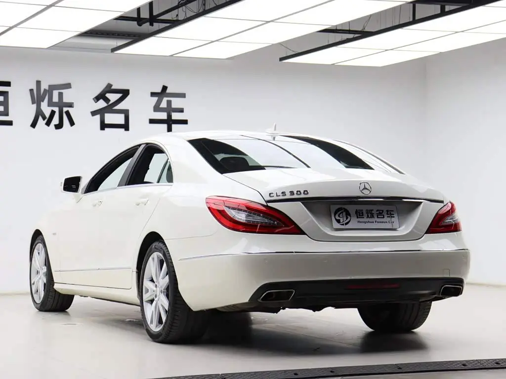 Mercedes-Benz CLS 2013 — Photo 11/20